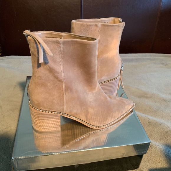Ellie. Brand new, never worn. Size 7 - Picture 1 of 2